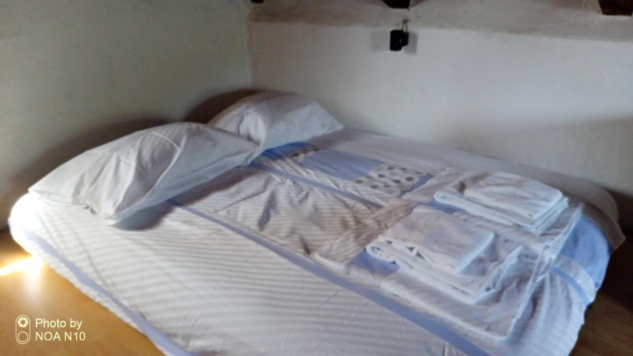 Chalet Isolated, 30m To Sea, Viktoria S Kali
