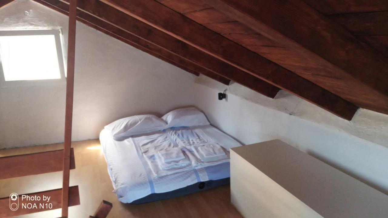 Isolated, 30m To Sea, Viktoria S Kali