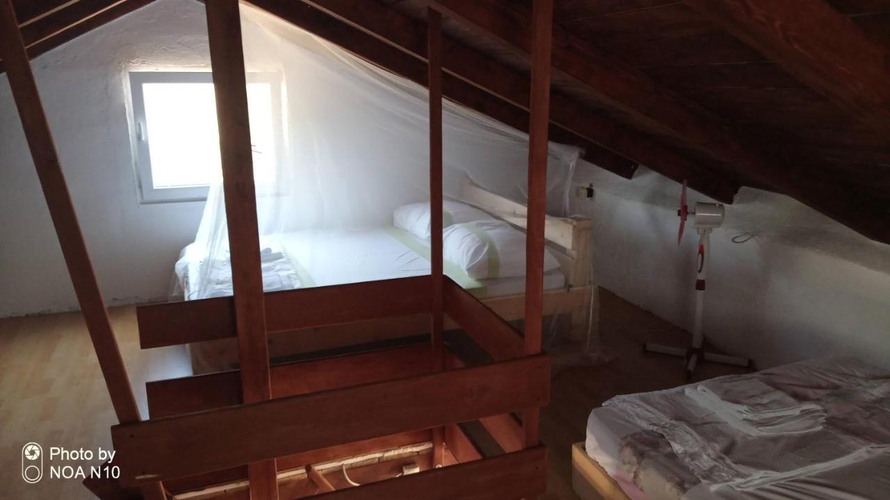 Chalet Isolated, 30m To Sea, Viktoria S *