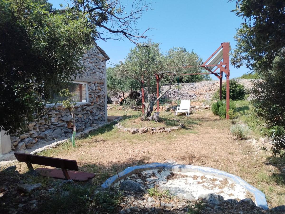 Chalet Isolated, 30m To Sea, Viktoria S *